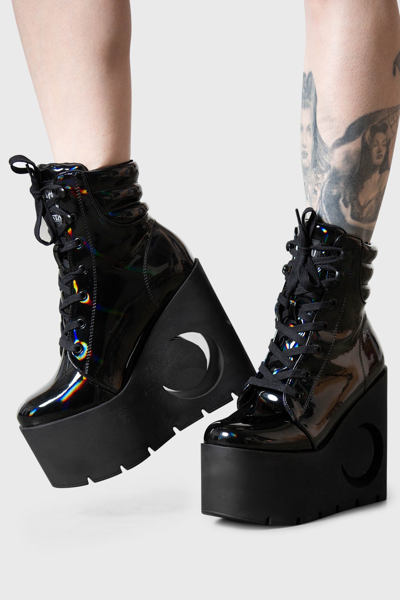 Diana Crescent Wedge Boots [BLACK HOLOGRAPHIC]