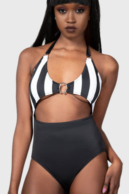 Sexy Bathing Suit Halter Top and Shorts Bikini Sets - Gothic